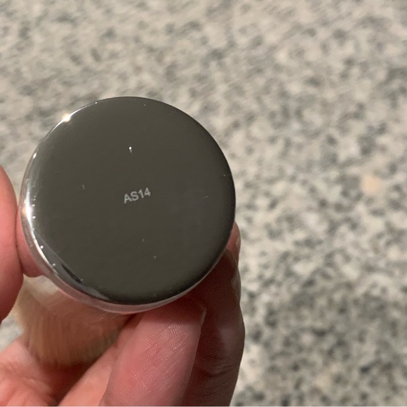 Bare Minerals Beautiful Finish Foundation Brush AS14 - Picture 6 of 7